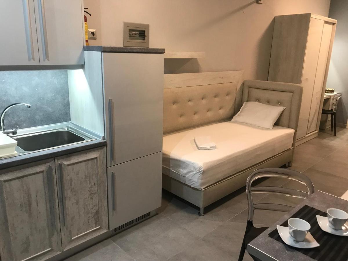 Avra Comfort Rooms - Family Nea Poteidaia Zewnętrze zdjęcie