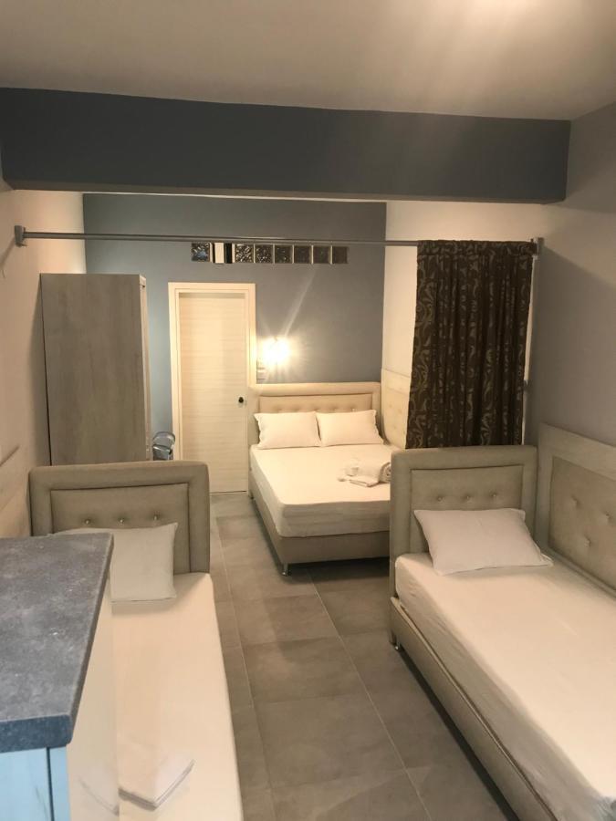 Avra Comfort Rooms - Family Nea Poteidaia Zewnętrze zdjęcie