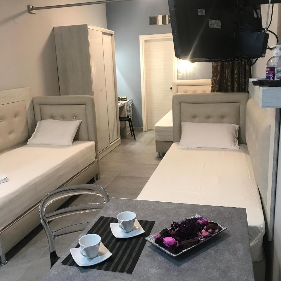 Avra Comfort Rooms - Family Nea Poteidaia Zewnętrze zdjęcie