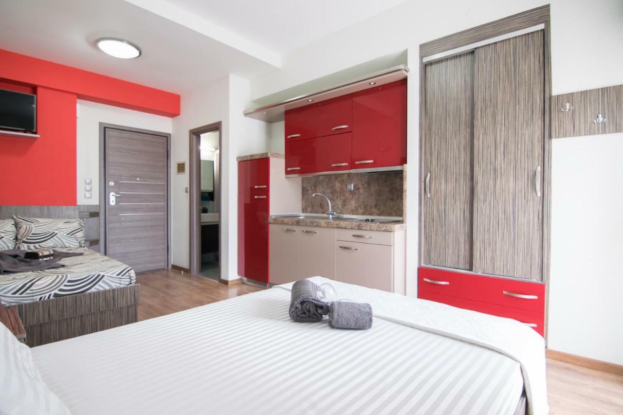 Avra Comfort Rooms - Family Nea Poteidaia Zewnętrze zdjęcie